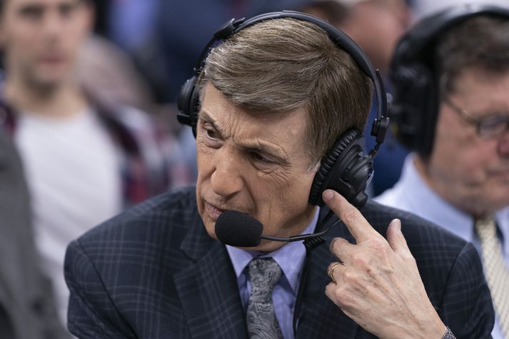 Marv Albert hefur verið rödd NBA-deildarinnar svo lengi sem elstu menn muna.