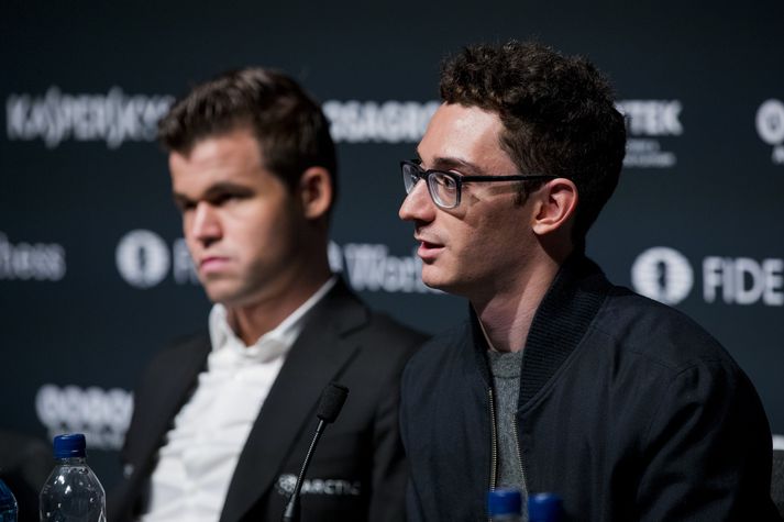 Magnus Carlsen og Fabiano Caruana.