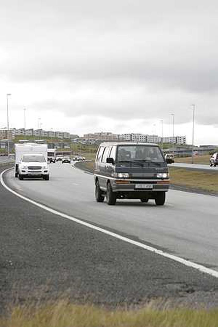 Lögreglan á höfuðborgarsvæðinu segir að umferð gangi vel. 