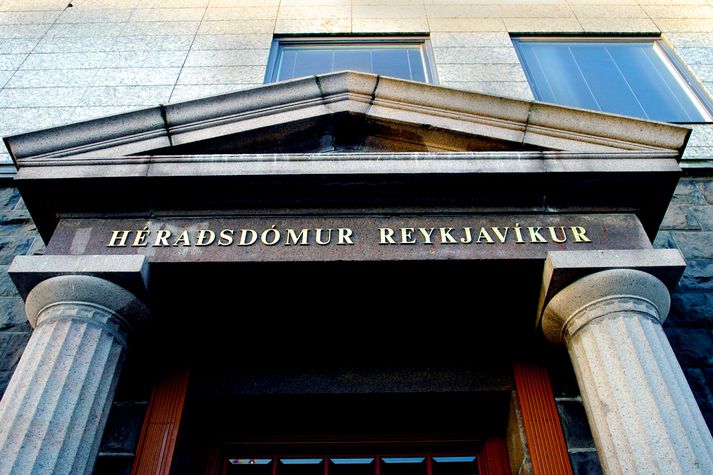Málið gegn ljósmyndaranum verður þingfest á föstudag í Héraðsdómi Reykjavíkur.