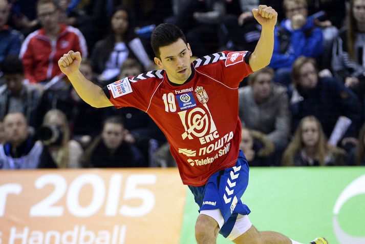 Nemanja Ilic fagnar í kvöld.