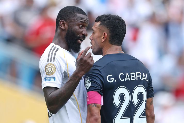 Rudiger og Cabral rifust heiftarlega í lok leiks.