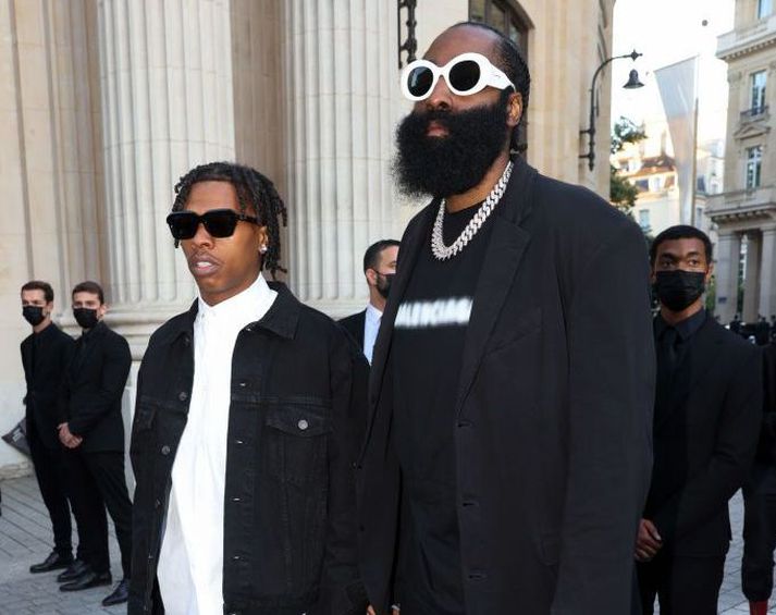 Þeir Lil Baby og James Harden eru staddir í París í tilefni tískuvikunnar sem haldin er í borginni ár hvert.