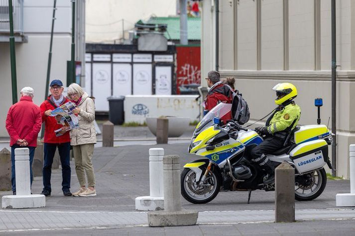 Á morgun fer aftur að blása á vestanverðu landinu.
