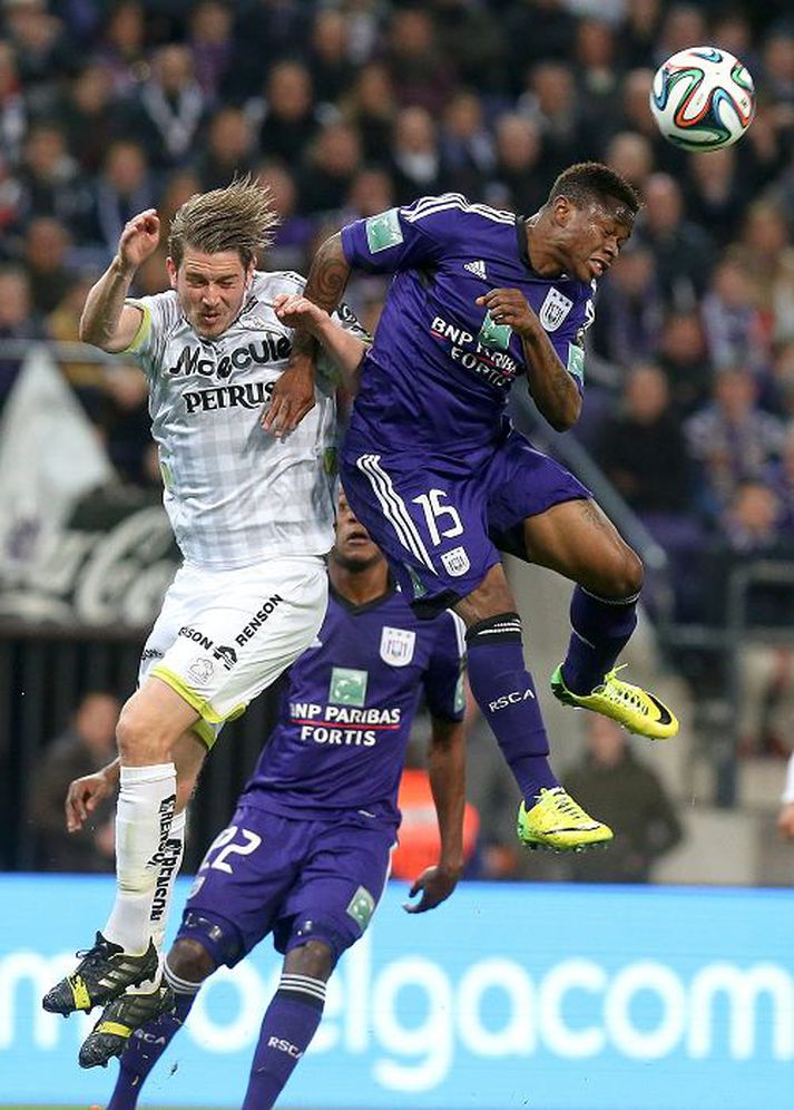 Ólafur Ingi í leik með Zulte-Waregem gegn Anderlecht í belgísku úrvalsdeildinni.
