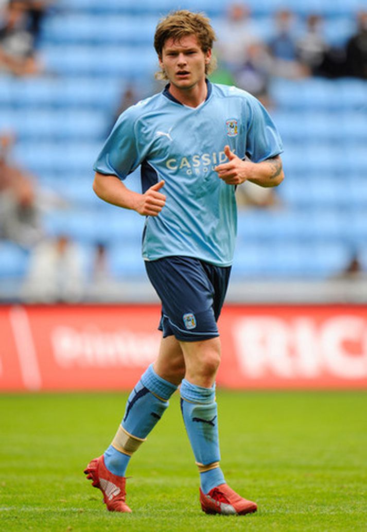 Aron Einar Gunnarsson í leik með Coventry.