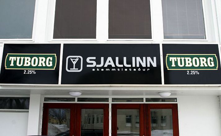 Sjallinn á Akureyri Brunavarnir og eftirlit hafa verið stórlega bætt.