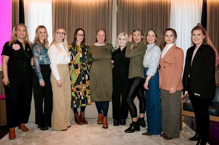 Ný og fráfarandi stjórn.