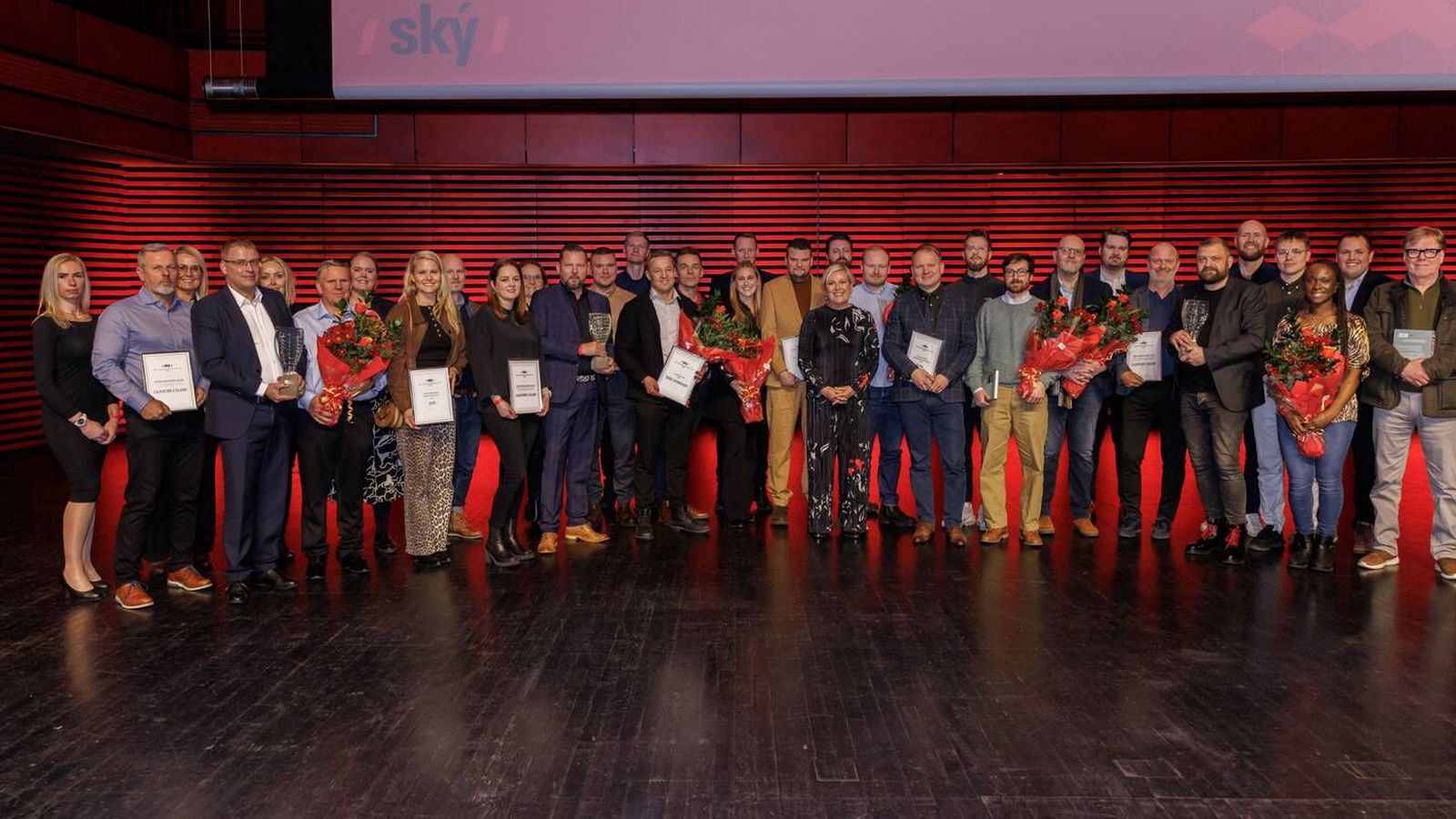 Þau eru til­nefnd til UT-verðlauna Ský