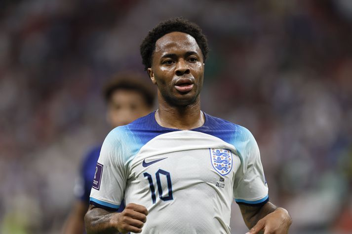 Raheem Sterling verður klár í slaginn þegar Englendingar mæta Frökkum í átta liða úrslitum HM.