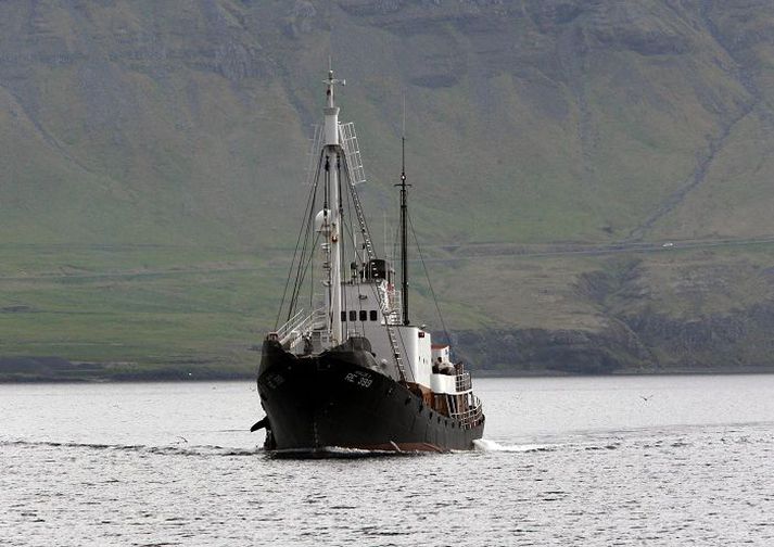 Hvalur hf. er eina fyrirtækið sem veiðir langreyðar, og komu hvalabátar þess með 134 langreiðar að bryggju á vertíðinni síðasta sumar.