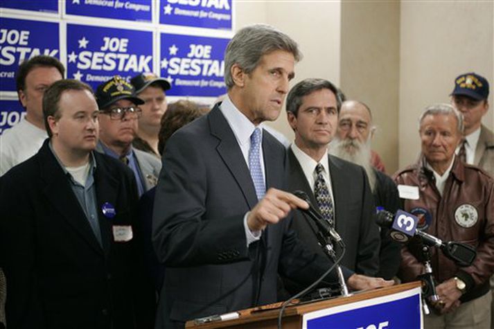 John Kerry er situr í öldungadeild bandaríska þingsins fyrir Massachusetts-fylki.