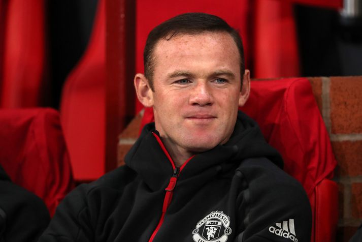 Wayne Rooney hefur verið mikið á bekknum að undanförnu.