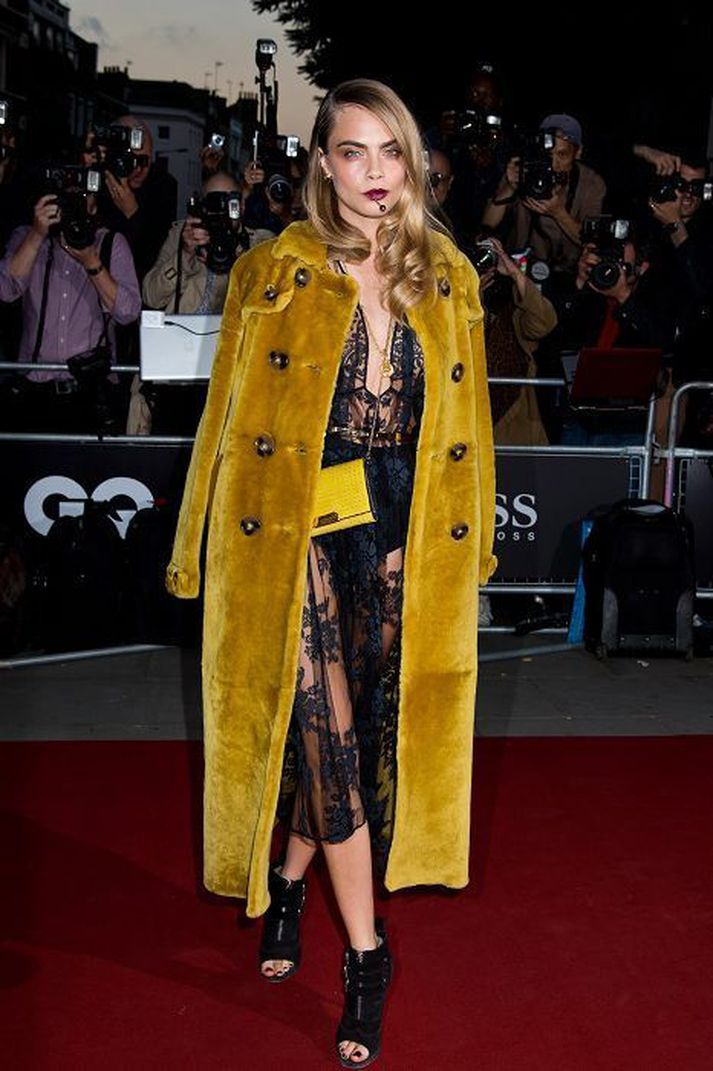 Smart fyrirsæta, Cara Delevingne.