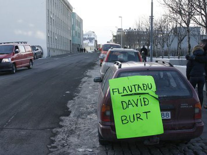 Svona lítur skiltið út, myndin er þó ekki síðan í morgun.