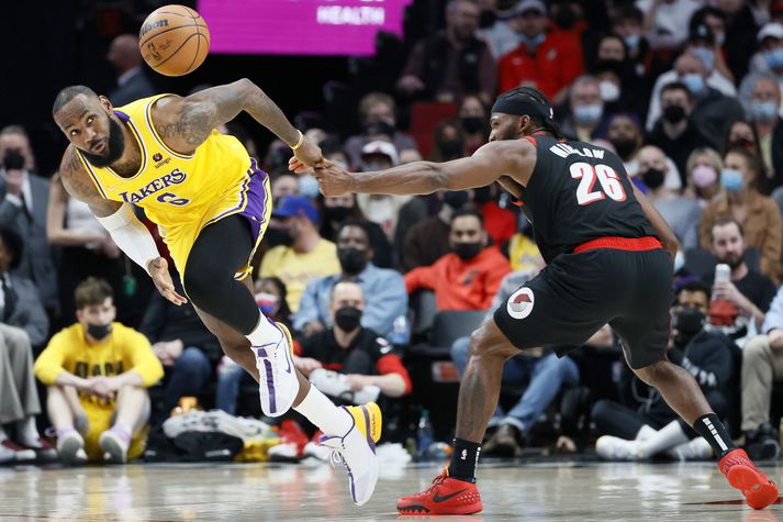 Fátt gengur upp hjá LeBron James og félögum hans í Los Angeles Lakers þessa dagana.