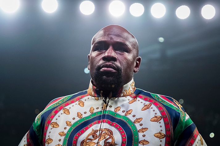 Mayweather er að snúa aftur í hringinn.