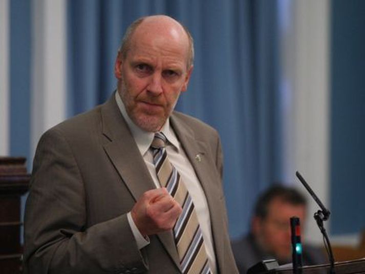 Steingrímur J. Sigfússon, efnahags- og viðskiptaráðherra.