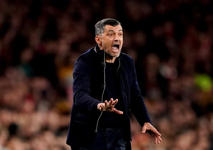 Sergio Conceicao á hliðarlínunni með Porto liðinu í Meistaradeildinni.