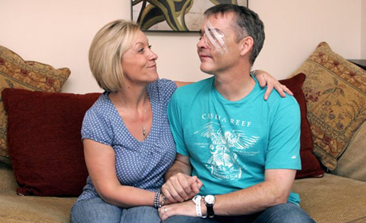 Rathband hjónin; eiginkonan valdi augnalitinn.