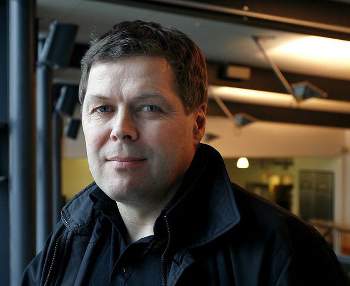 Samlagid.is er hugarsmíð Axels Valdimars en þar getur fólk skipst á hinum og þessum hlutum og þjónustu.Fréttablaðið/GVA