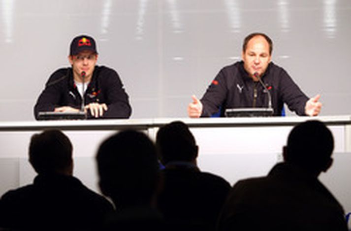 Sebastin Bourdais mun aka með Torro Rosso eins og í fyrra.