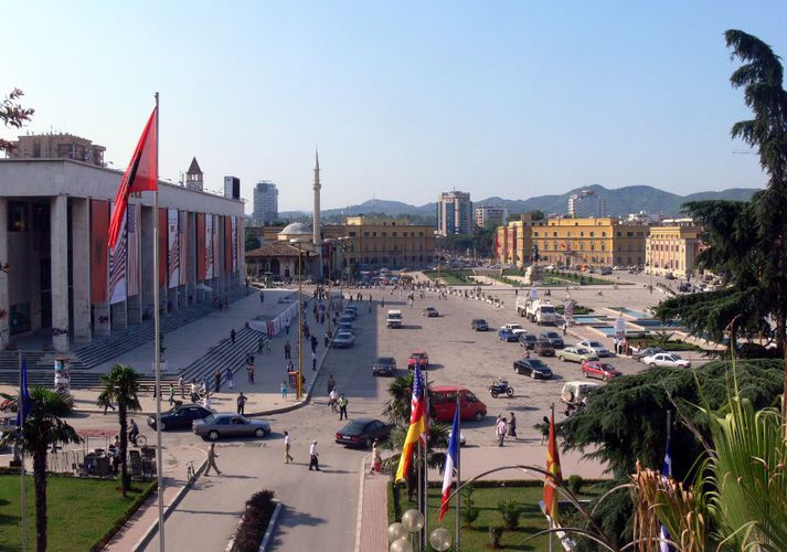 Tirana er höfuðborg Albaníu.