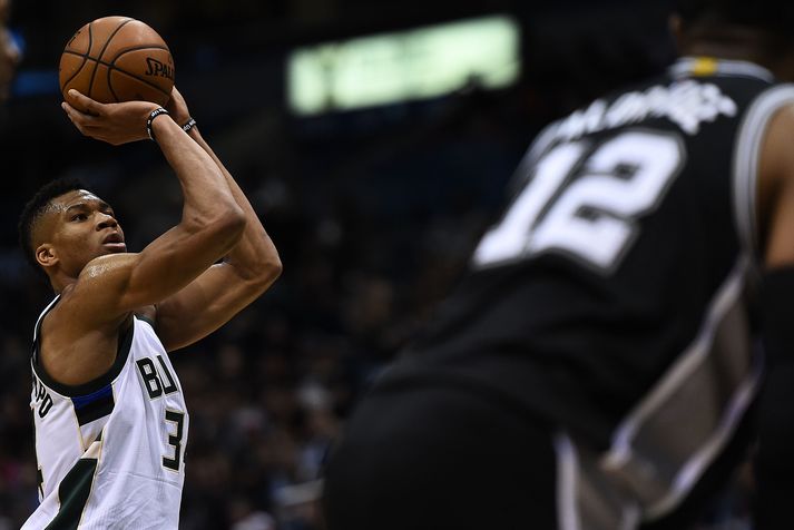 Giannis Antetokounmpo er hrikalega spennandi spilari.