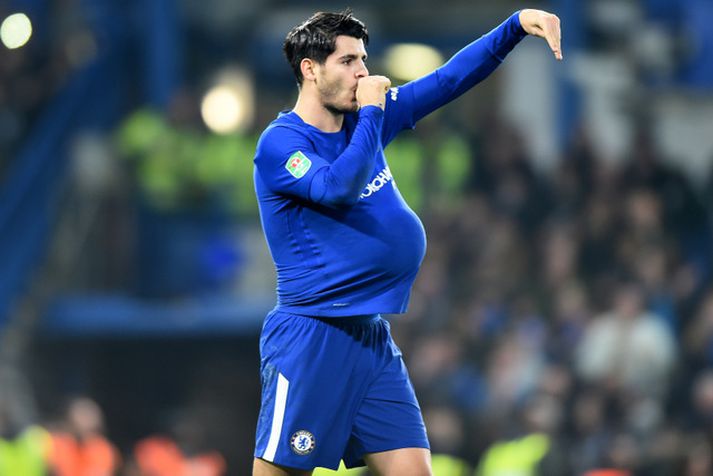 Álvaro Morata fagnar marki sínu.