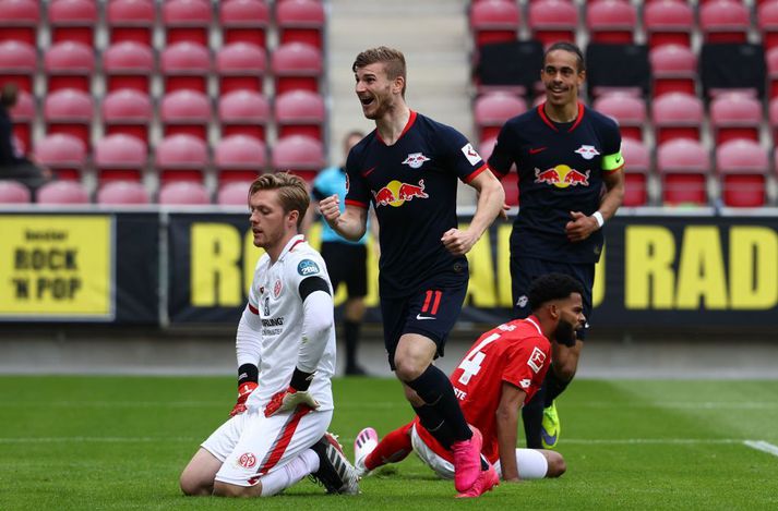 Timo Werner fagnar marki í dag.