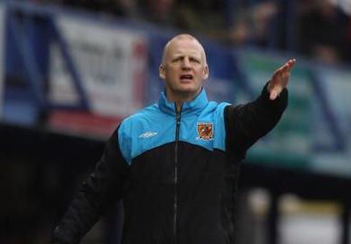 Iain Dowie í fyrsta leik sínum sem stjóri Hull.