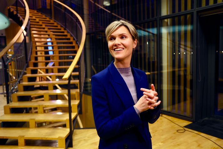 Kristrún Frostadóttir segir stjórnarmyndunarviðræður ganga vel.