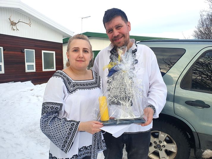 Bohdana Vasyliuk og Árni, sem búa á Selfossi. Þau finna fyrir miklum hlýhug í bæjarfélaginu vegna ástandsins.