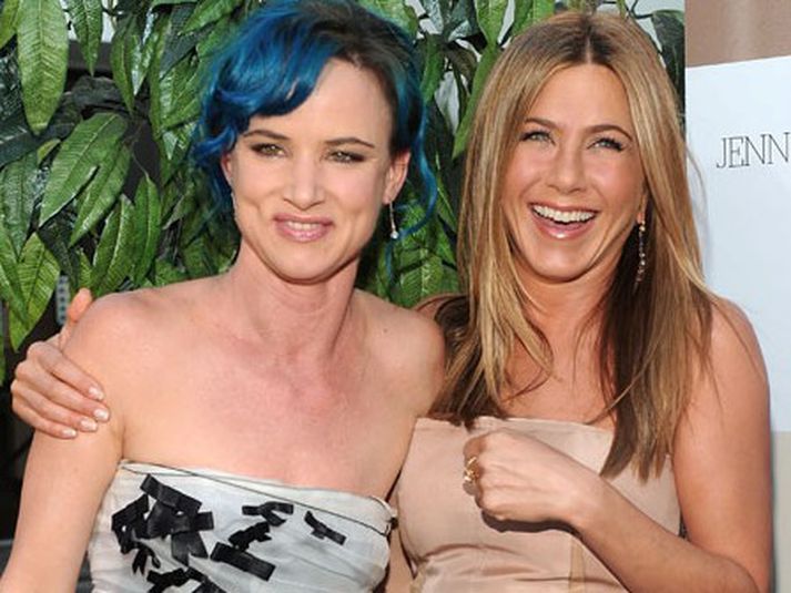 Juliette Lewis og Jennifer Aniston. MYND/Cover Media