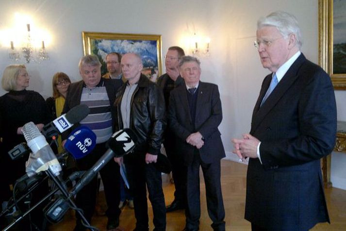 Ólafur Ragnar Grímsson, forseti Íslands, tók á móti undirskriftarsöfnurum í dag.
