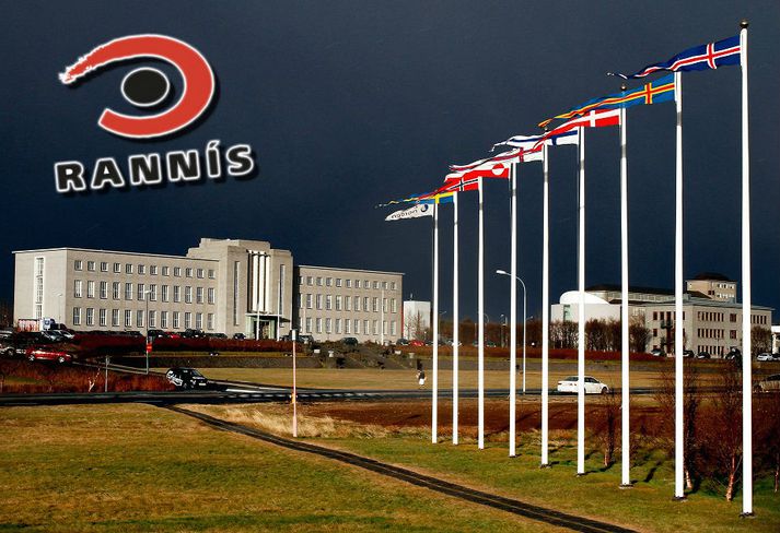 Alls bárust 226 gildar umsóknir í Rannsóknasjóð að þessu sinni og voru 67 þeirra styrktar eða 29,6% umsókna.