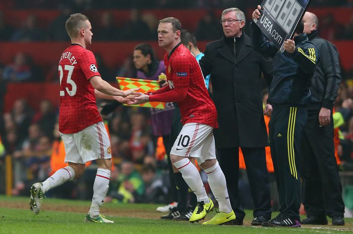 Wayne Rooney kemur inn á völlinn þegar 17 mínútur voru eftir.