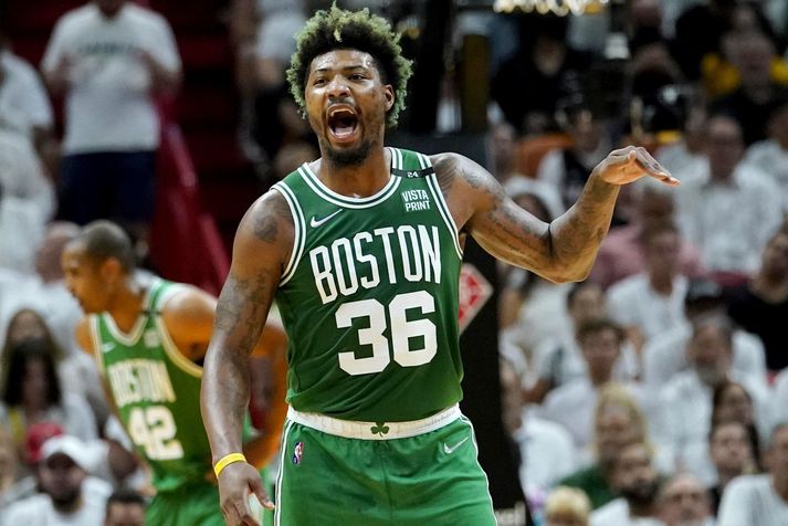 Marcus Smart missti af leik eitt en sýndi mikilvægi sitt í öðrum leiknum í nótt þar sem Boston Celtics vann stórsigur á Miami Heat í úrslitum Austurdeildarinnar.