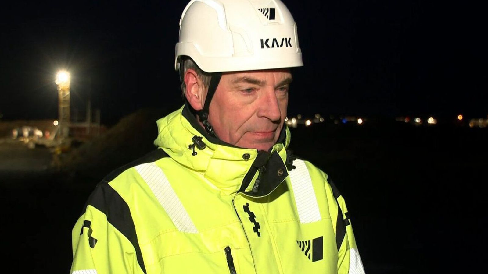 Ný Ölfusárbrú farin að taka á sig mynd