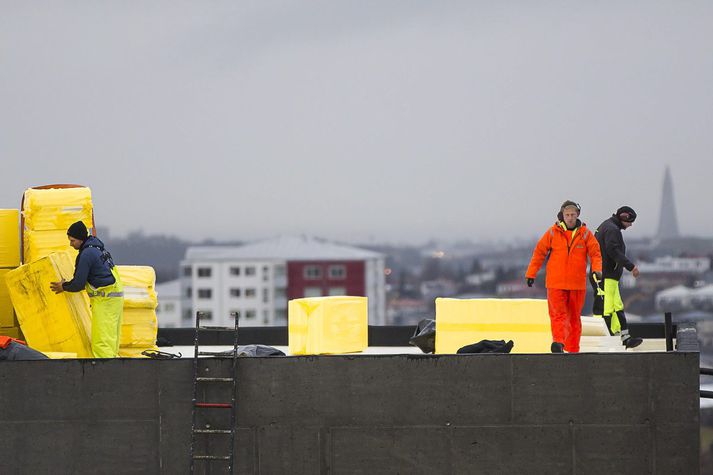 Verkamenn að störfum í Kópavogi. 