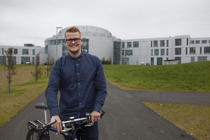 Andri Sigurðsson, formaður Stúdentafélags HR, hefur hjólað í skólann síðustu daga til að taka þátt í samgönguvikunni. 
