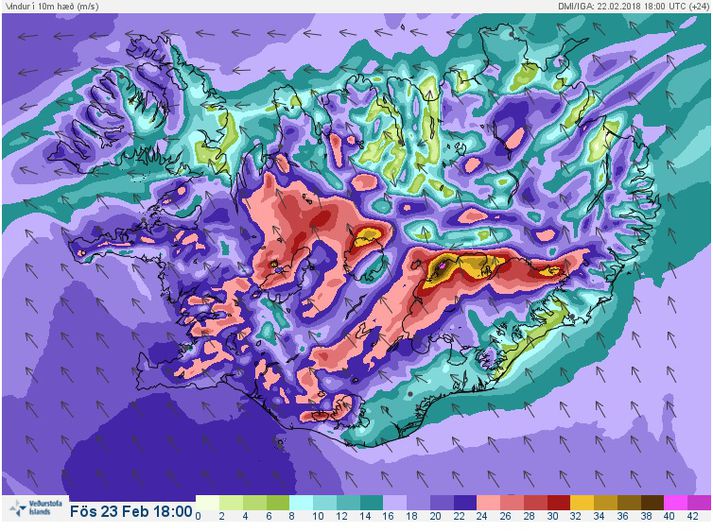 Vindaspákort Veðurstofu Íslands fyrir klukkan 18 á morgun.