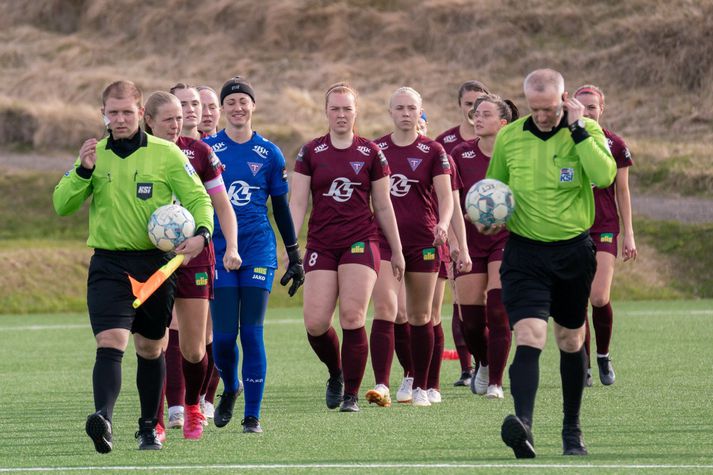 Tindastóll, sem féll úr efstu deild síðasta haust, er í baráttunni um að komast upp á nýjan leik. 