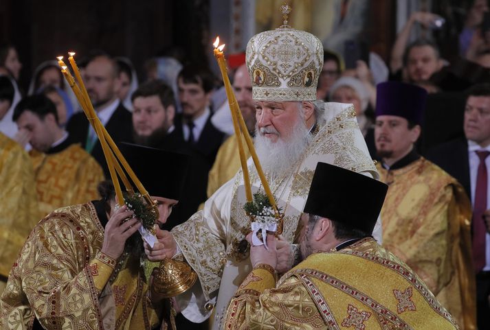 Kirill, erkibiskup rétttrúnaðarkirkjunnar, og Pútín forseti eru mestu mátar.