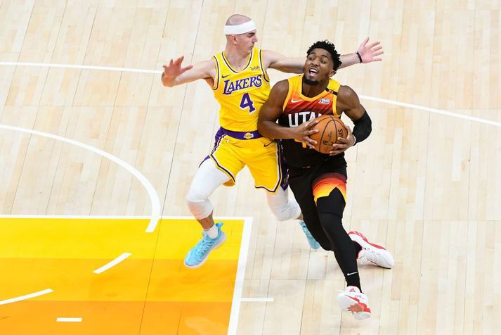 Donovan Mitchell á ferðinni gegn LA Lakers í nótt.