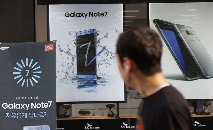 Samsung, stærsti snjallsímaframleiðandi, heims hefur innkallað um 2,5 milljónir Note 7 snjallsíma, einungis tveimur vikum eftir útgáfu þeirra.