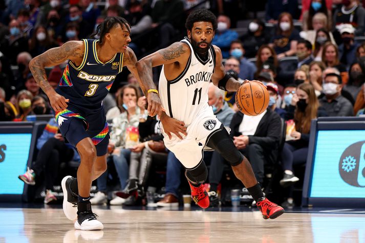 Kyrie Irving og félagar í Brooklyn Nets eru í frjálsu falli.