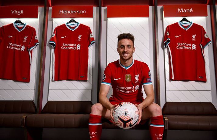 Diogo Jota var kynntur sem nýr leikmaður Liverpool á Anfield um síðustu helgi.