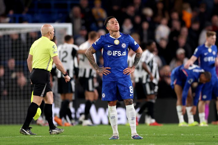 Enzo Fernandez og félagar í Chelsea horfa upp á félagið sitt rekið í miklum taprekstri.