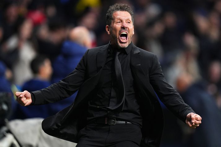 Diego Simeone tók við liði Atletico de Madrid þegar hann var nýorðinn fertugur en núna er hann að verða 56 ára í apríl.